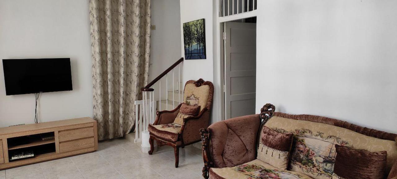 Apartment In Dar Homestay Дар-эс-Саламе Экстерьер фото